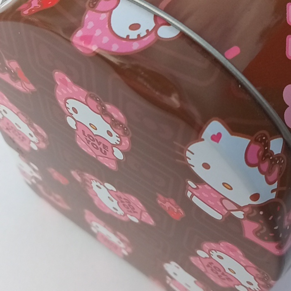 Hello Kitty Mail Box - Picture 16 of 16